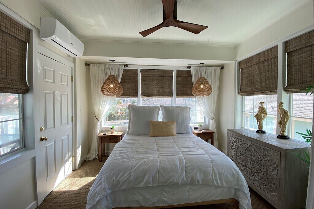 Balinese Room @ The Aveo! Full Hot Breakfast! 4 Block To Beach! Gvr04326 - גאלבסטון - חדר שינה