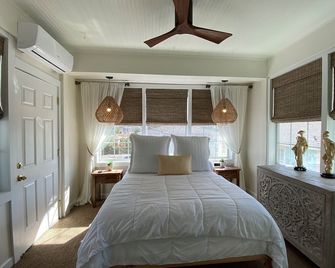 Balinese Room @ The Aveo! Full Hot Breakfast! 4 Block To Beach! Gvr04326 - גאלבסטון - חדר שינה