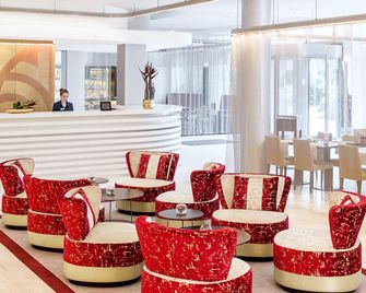 إن إتش كولكشن كولونيا ميديابارك - كولونيا - ردهة