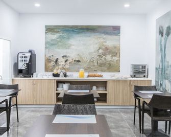 بلو هوستال ديانا - الكوديا - مطعم