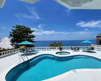 Kaisers Sunset Hotel - Adults Only, Negril - Negril - Πισίνα