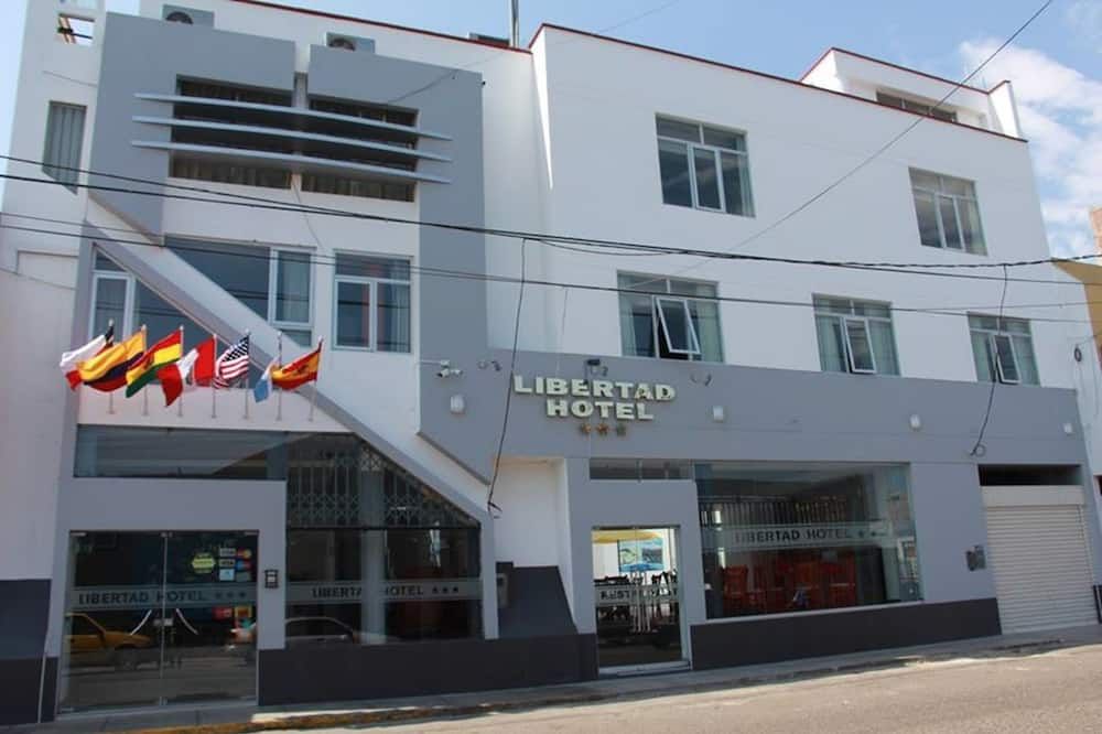 Libertad Hotel - Trujillo - Building