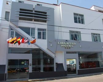Libertad Hotel - Trujillo - Building