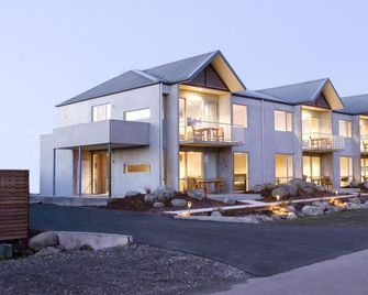 The Lodge - Methven - Building