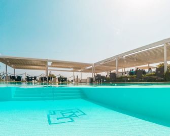 Kora Park Resort - Formia - Pool