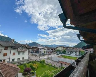 Hc Hotel Garni Room And Apartment - Cembra - Outdoor view