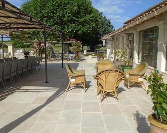 Le Moulin de Lavon - Gargas - Patio