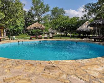Africa Safari Selous - Kwangwazi - Piscina