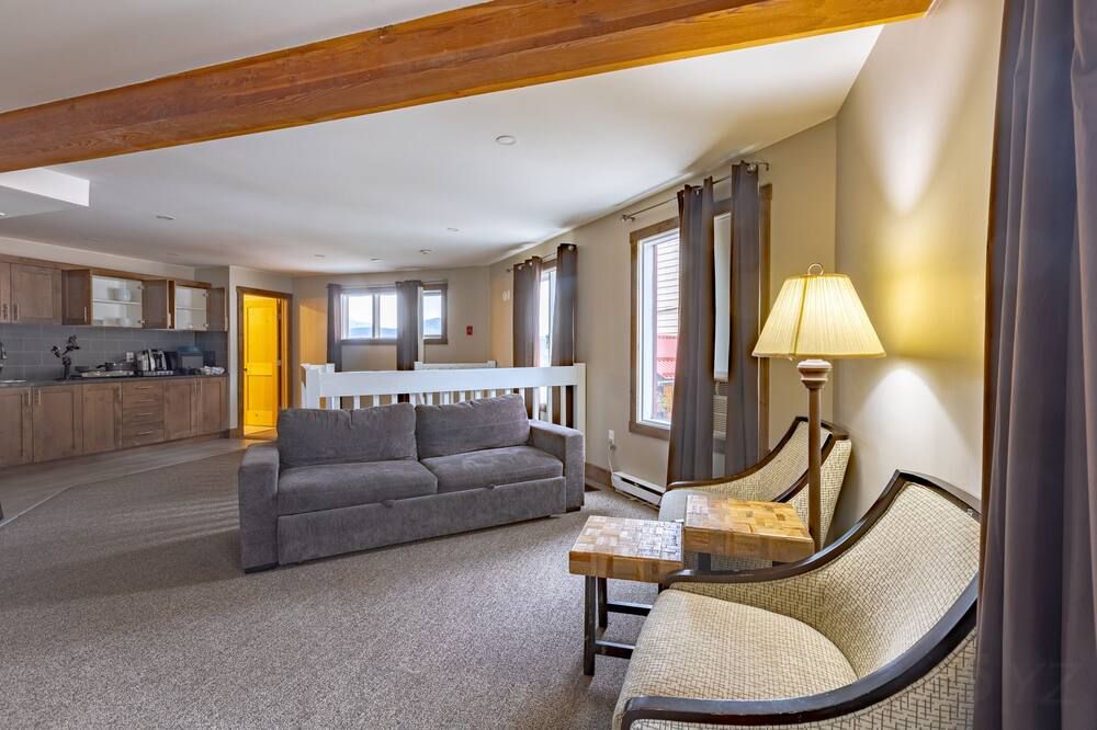 Radium Chalet - Radium Hot Springs - Salon