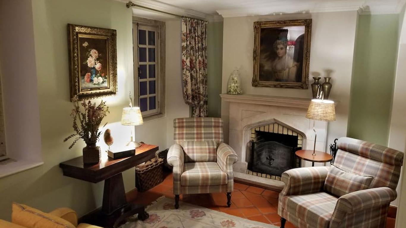 Lawrences Hotel
