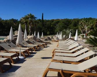 APP 3 rooms, private residence 25hect, 4 pers, private garden, sea view, - Grimaud - Pool
