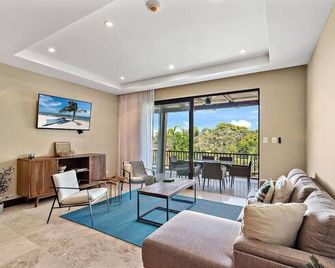 Hilltop Haven with Pool, Terrace and Sea Breeze - Ocotal - Sala de estar