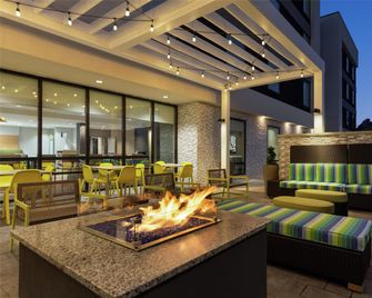 Home2 Suites by Hilton Dublin - Dublin - Budova