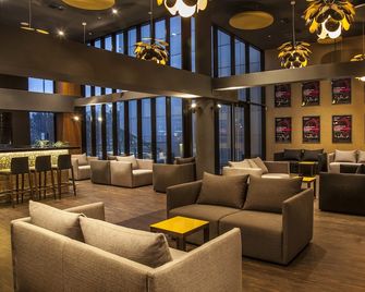 DoubleTree by Hilton Lodz - Łódź - Lounge