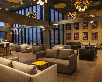 دبل تري باي هيلتون هوتل لودز - لودز - ردهة