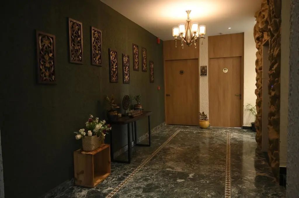 Jujurana Resort And Spa - דרמאסאלה - מסדרון