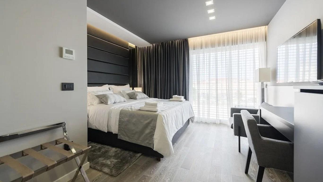Tinel Superior Residence