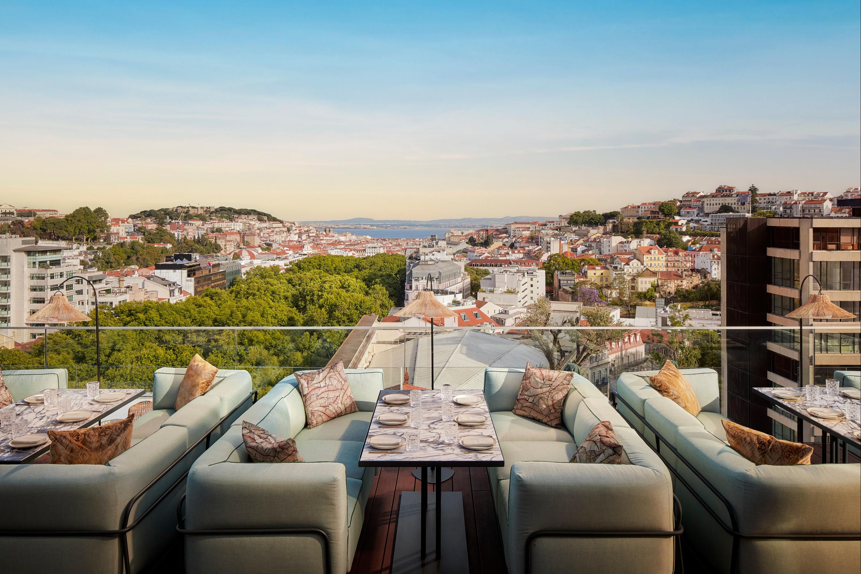 تيفولي أفنيدا ليبردادجي ليزبوا - إيه ليدينج هوتل أوف ذا وورلد