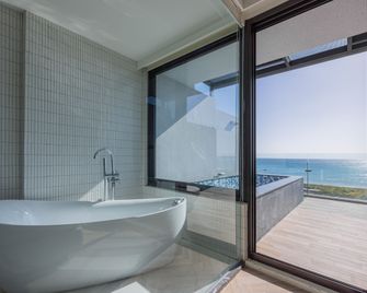 Kenting Sea Wall 130 - Kenting - Bathroom