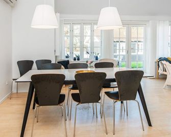 8 person holiday home in Aabenraa-By Traum - Åbenrå - Sala de jantar