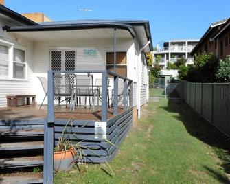 Mandys Cottage - 7 Memorial Avenue South West Rocks - South West Rocks - Balkón