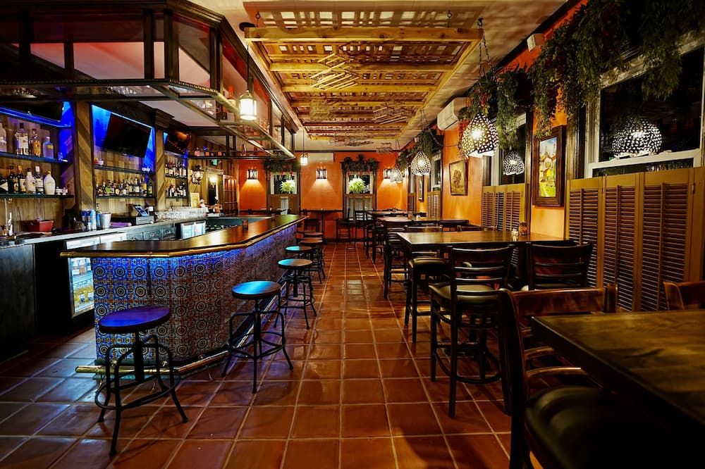 La Posada - Milford - Bar
