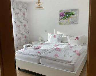 Nathalie Leser - Baden-Baden - Habitación