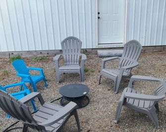 Included RV Spot + 10 min to Silverwood - Hayden - Patio