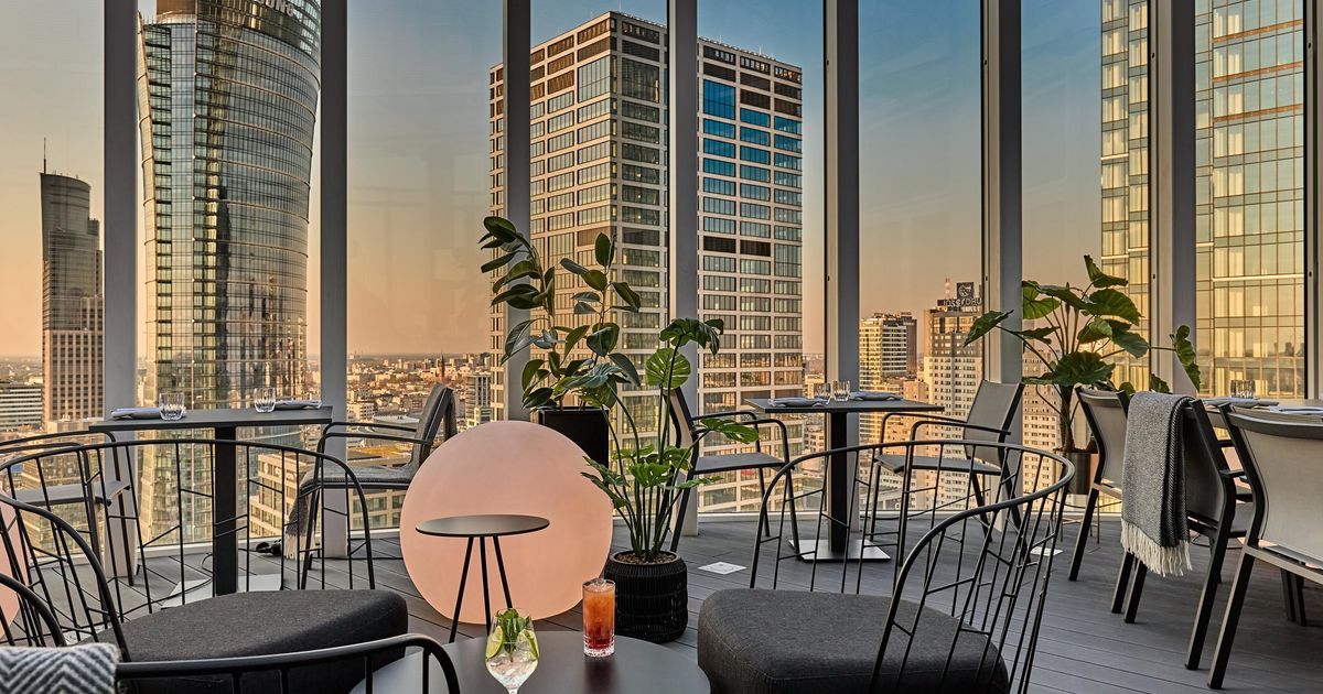 holiday inn express warsaw the hub an ihg hotel
