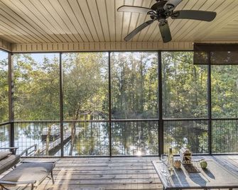 Luxury Home In Quiet Cove-Sups Kayaks Bball Arcade - Batesburg-Leesville - Balcony