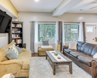6 Mi to Downtown Apartment in Chattanooga! - Chattanooga - Living room