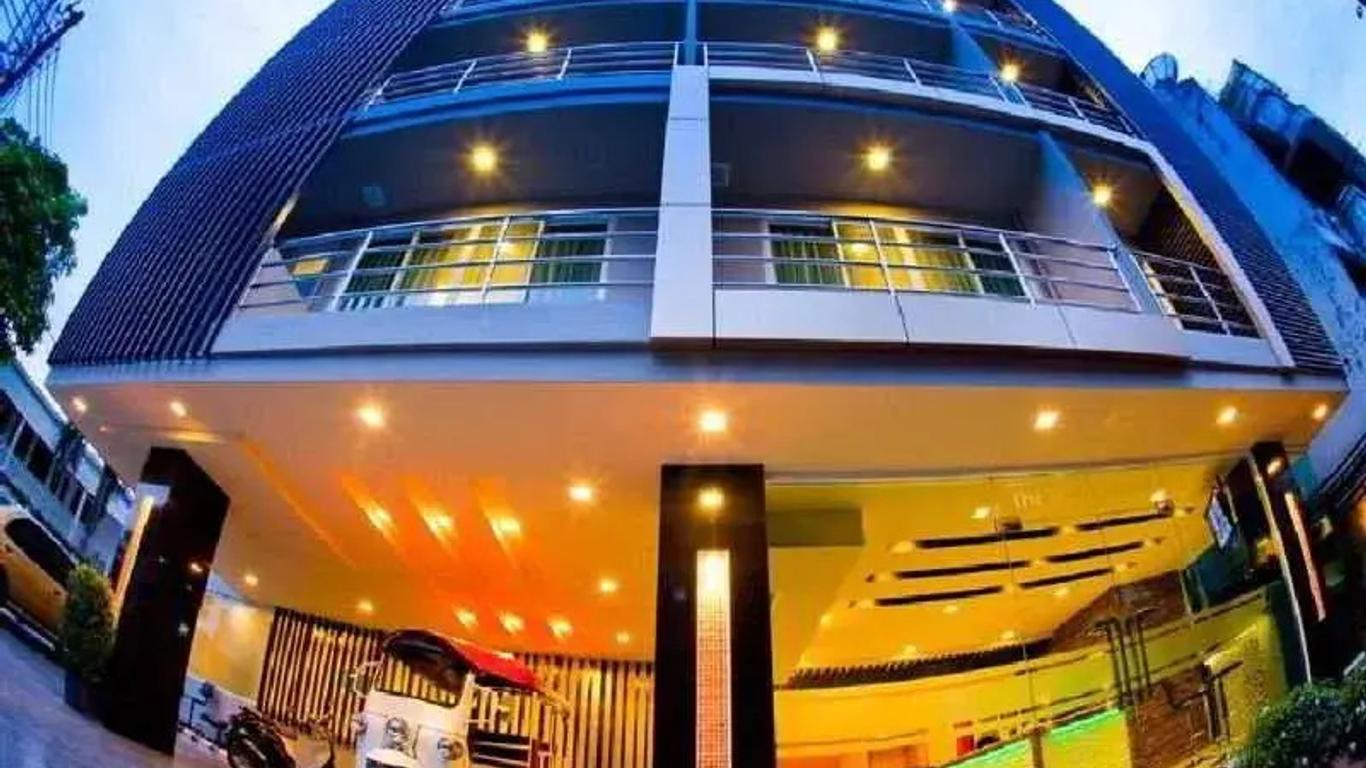Aspira Suites Sukhumvit 20