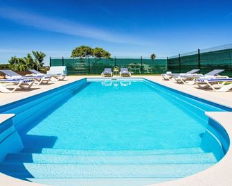 Holiday Home Casa do Sol by Interhome - Armação de Pêra - Pool