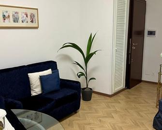 Vinc & Pina - Home - Roma - Soggiorno