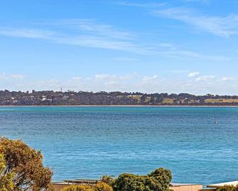 Views on Fisher - Ventnor - Balkon