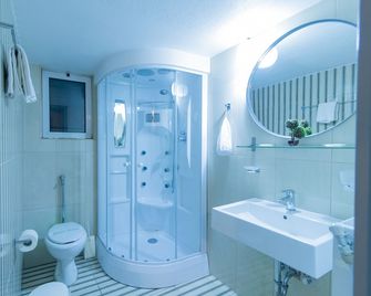 Krikonis Hotel - Ioánnina - Bathroom