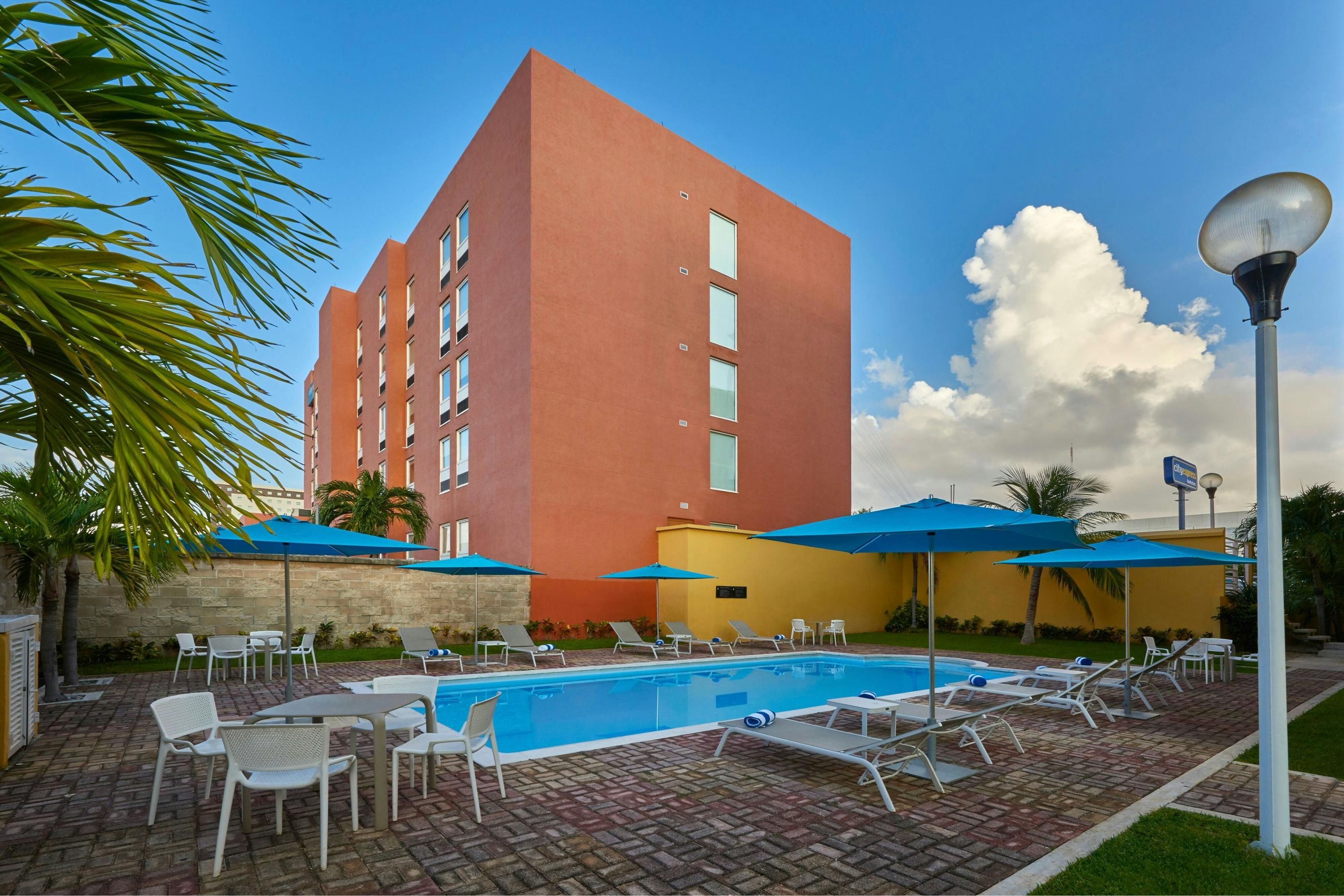 City Express Junior by Marriott Cancun - קנקון - בריכה