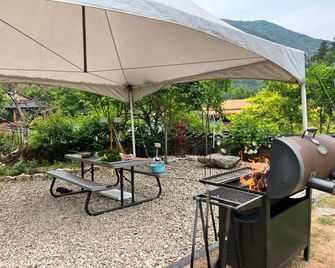 완주한옥 펜션휴림 - 완주군 - 파티오