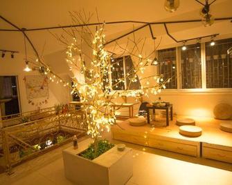 Sanxi Youth Hostel - Guilin - Recepción