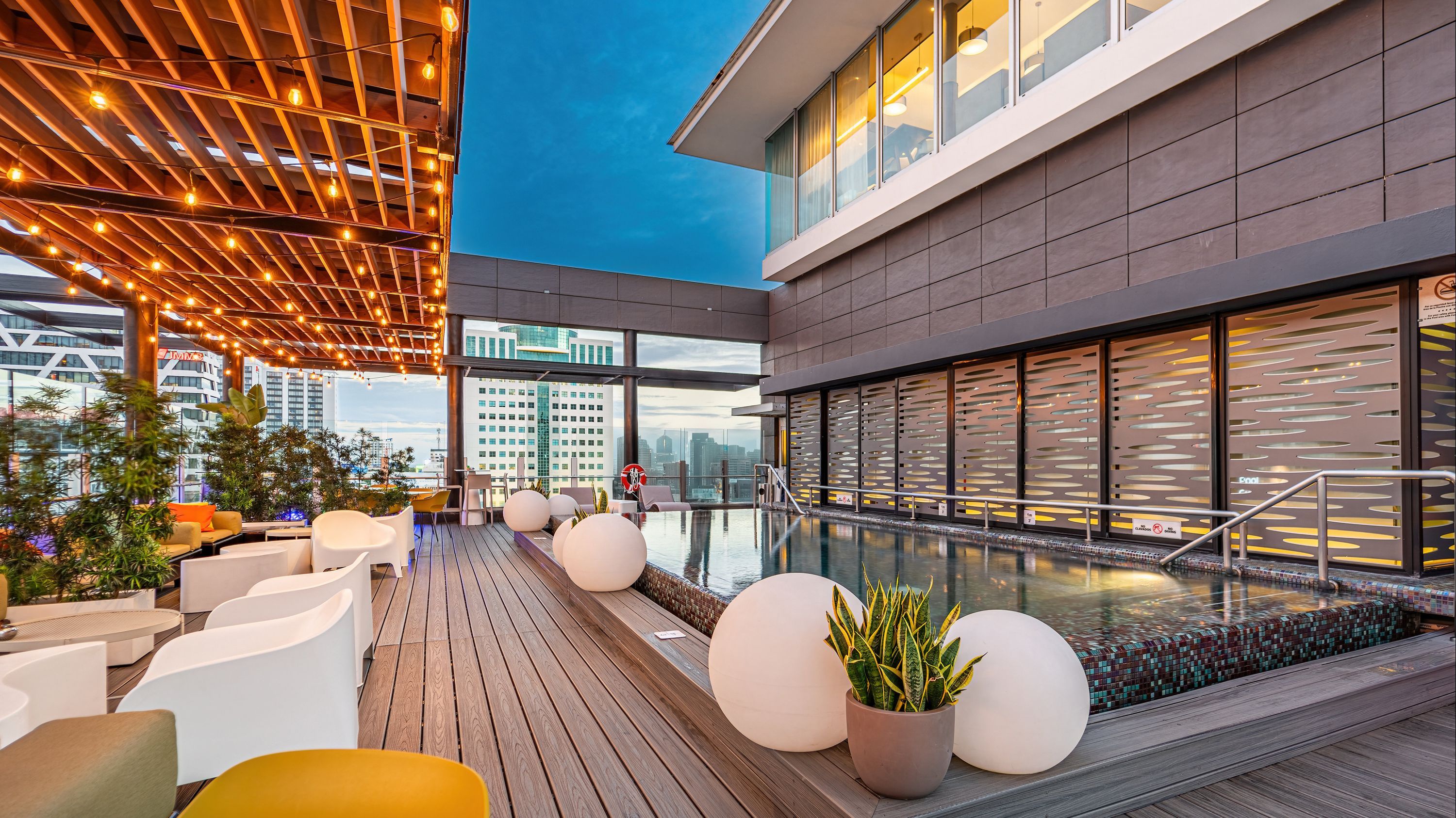 Holiday Inn Santo Domingo By IHG - סנטו דומינגו - בריכה