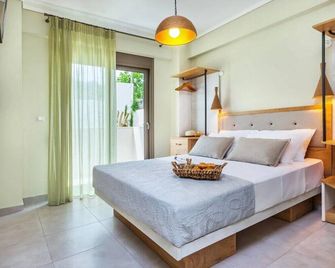 3-Bedroom Villa w/ Pool & Garden – Near Beach - Chaniotis - Habitación