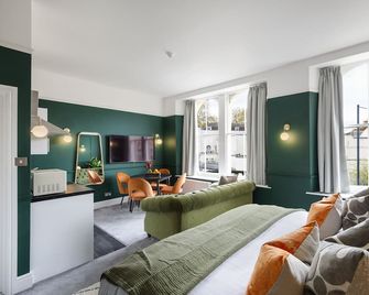 Clifton House I Free Private Parking - Bristol