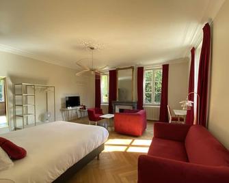 Logis Hotel Du Parc - Понт-а-Муссон - Спальня
