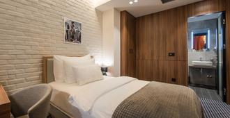 Livris Hotel - Zagreb - Bedroom