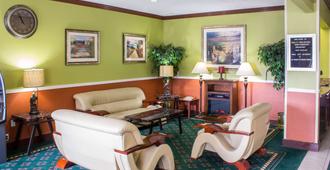 Quality Inn & Suites - Sioux City - Resepsjon