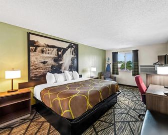 Super 8 by Wyndham Independence Kansas City - Independence - Habitación