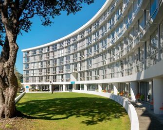 Scenic Hotel Te Pania - Napier - Building