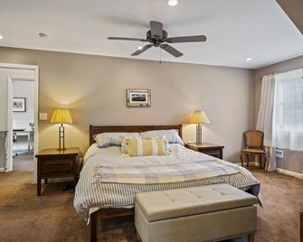 Perfect Location! Spacious Home with lots of games - Haines Falls - Habitación