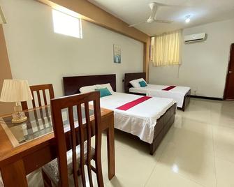 Emanuel&Cavita - Iquitos - Habitación