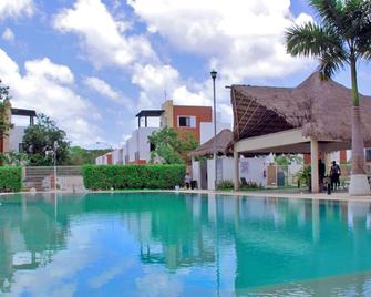 Vrbo Property - Cancún - Pool